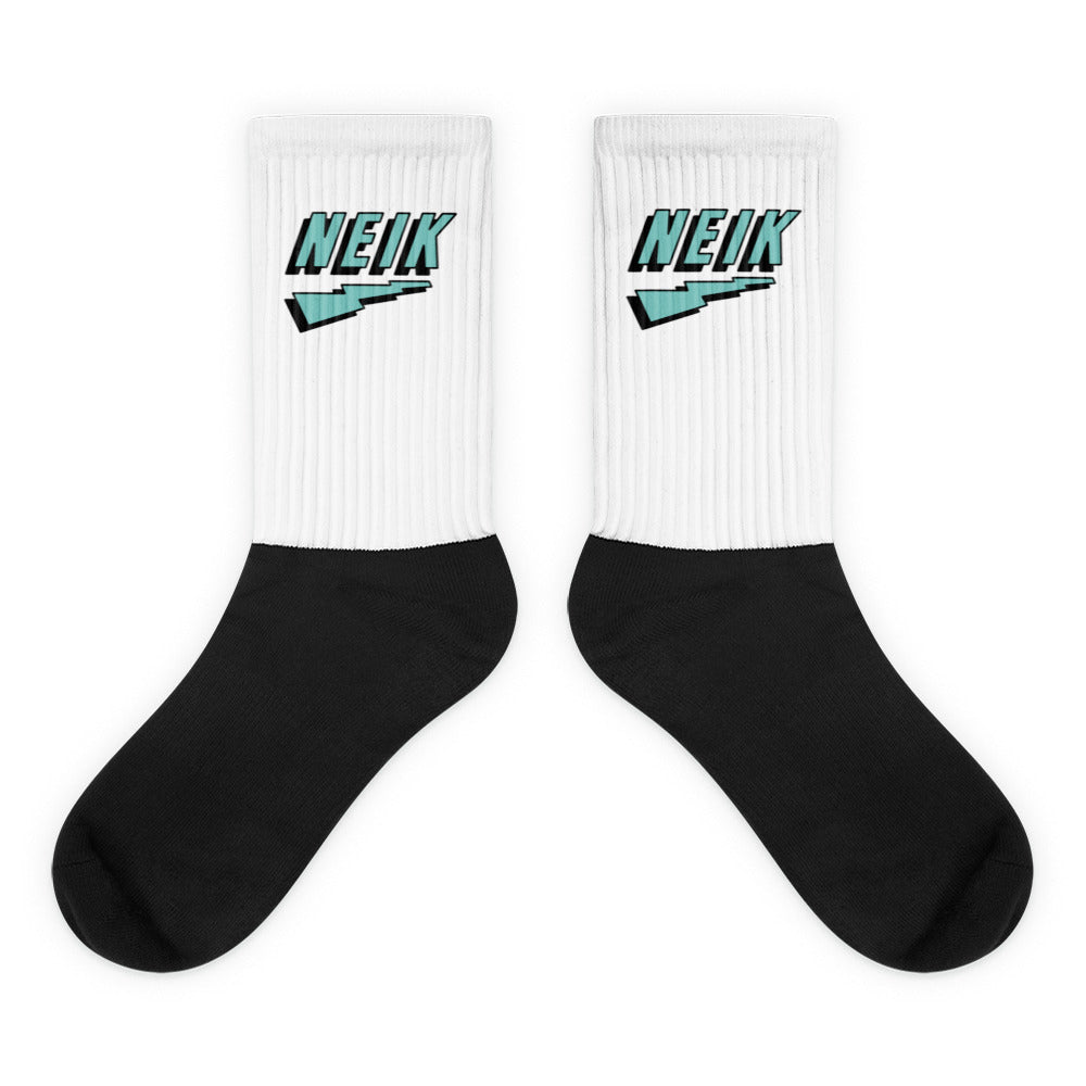 Neik Socks White