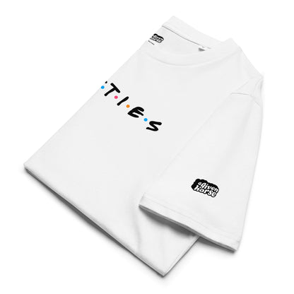 Wit T-Shirt met de tekst 'Matties', ontwerp door De Zwarte Markt en verkrijgbaar bij cadeauwinkel 'A Given Horse'. Gevouwen.